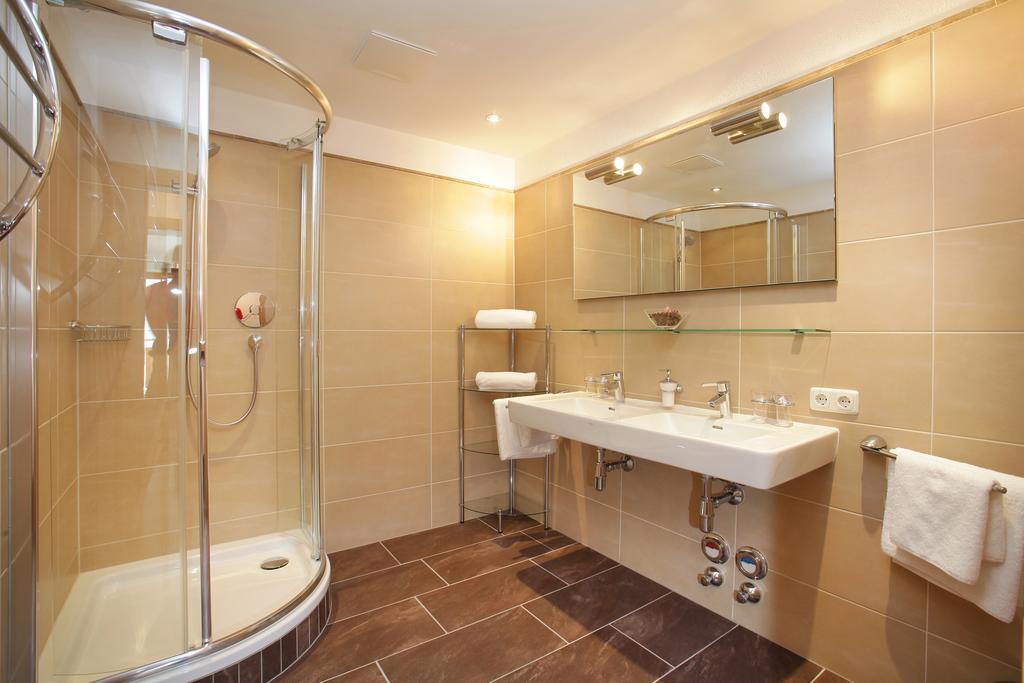 Tarlack Appartements Huetten 34 Leogang Rom bilde