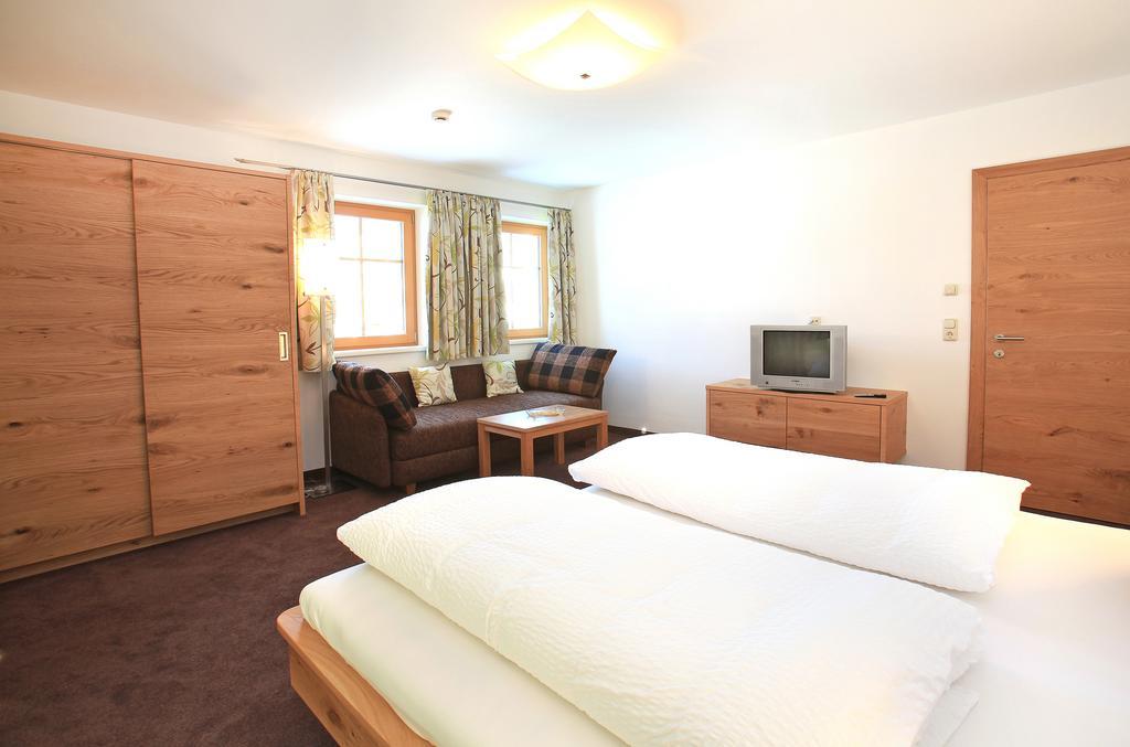 Tarlack Appartements Huetten 34 Leogang Eksteriør bilde